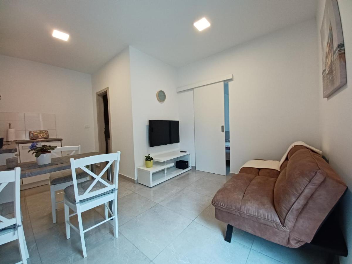 Apartments Leon 1 Novigrad Istria Exterior foto